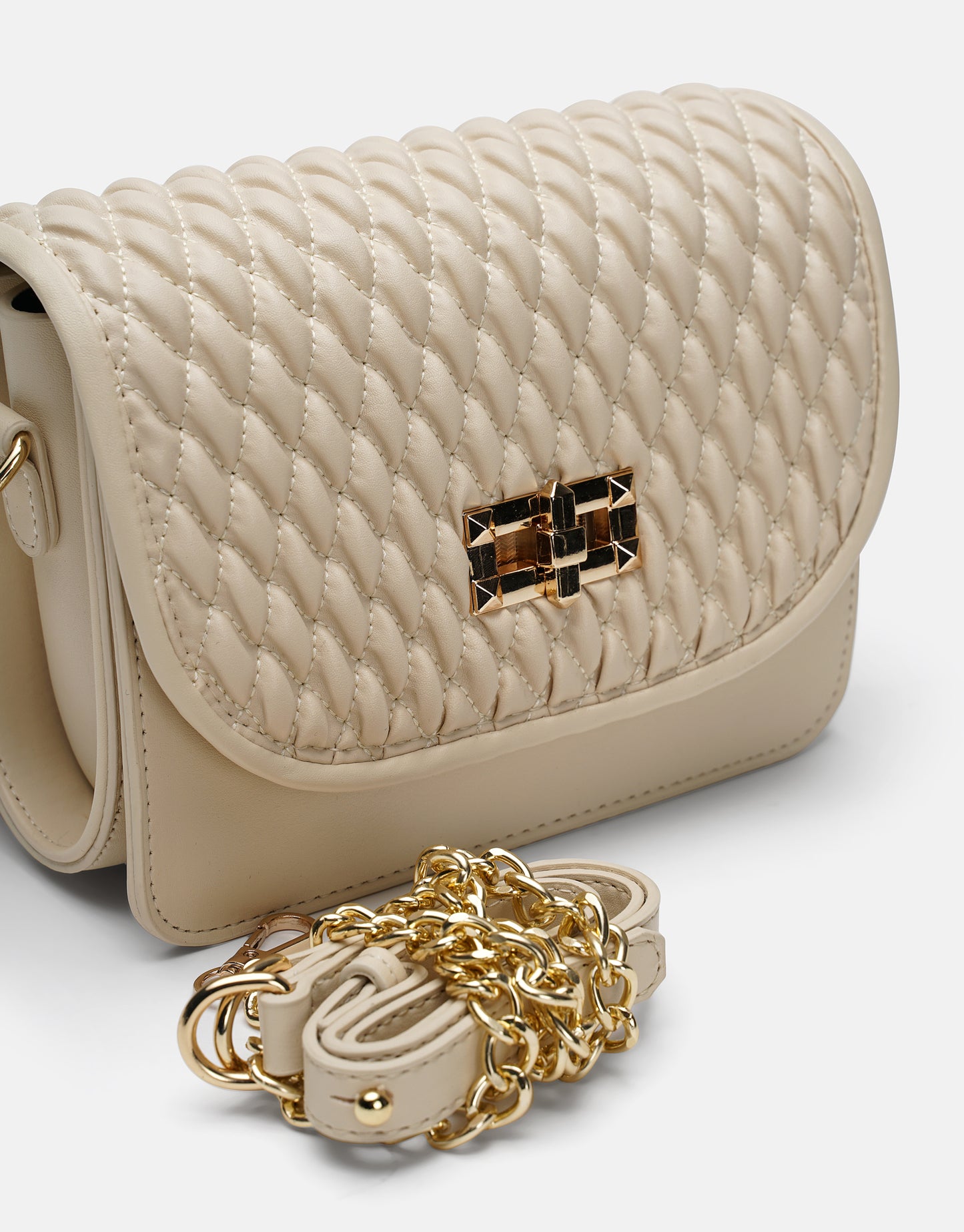 Wanda İnci Taneli Saplı Kapitone Kadın Çantası