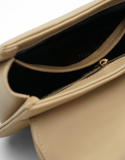 R1110 Katty Büzgülü Hatlara Sahip İnci Saplı Deri Kadın Çanta